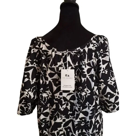Free Assembly Women's Black & White Floral Mini Dress Short Sleeve - Picture 6 of 6